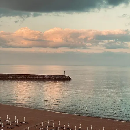 Mare 2 Golden Sands